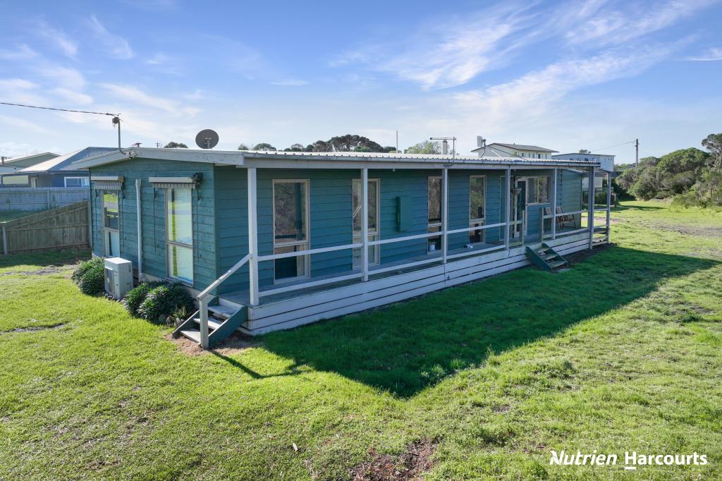 10 Newhaven Cres, Mcloughlins Beach, VIC 3874