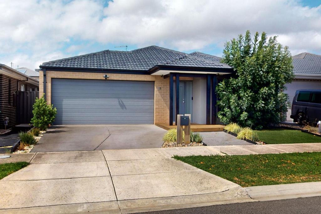 68 Bunting Cres, Kalkallo, VIC 3064