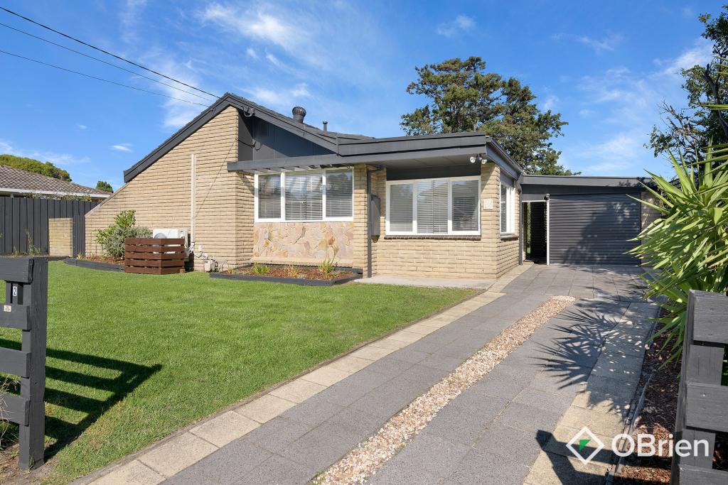 2 Garrylawn Ct, Frankston, VIC 3199