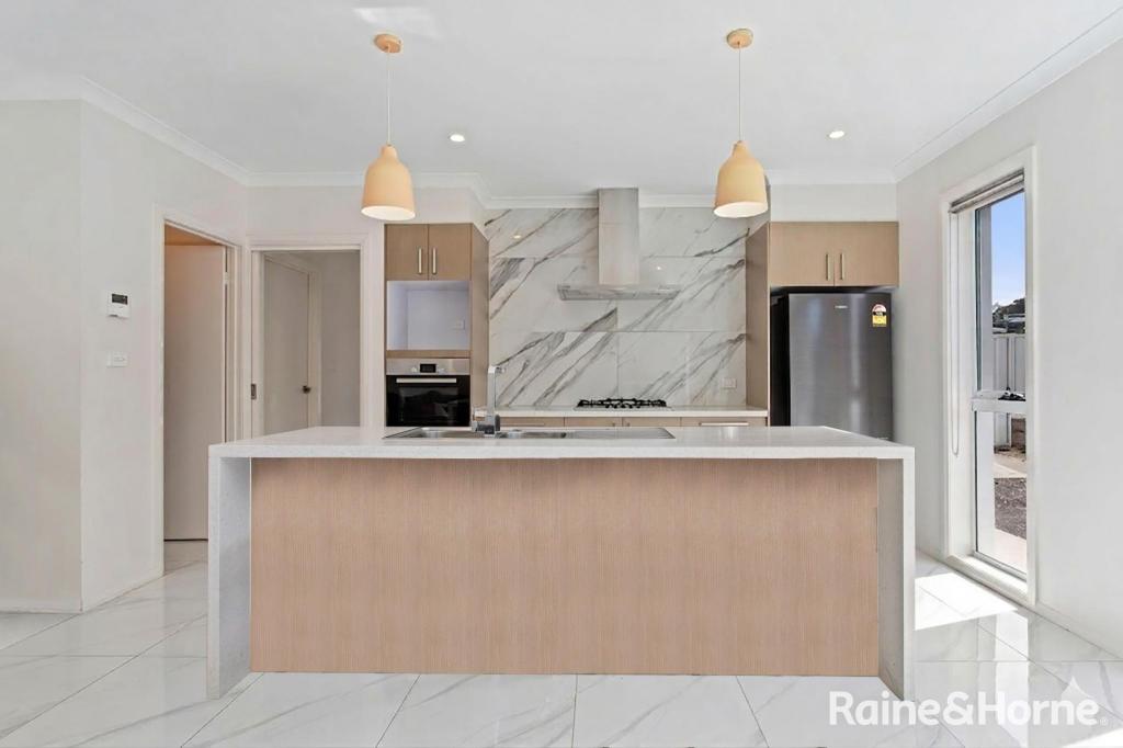 48 Bellhouse Cres, Moncrieff, ACT 2914