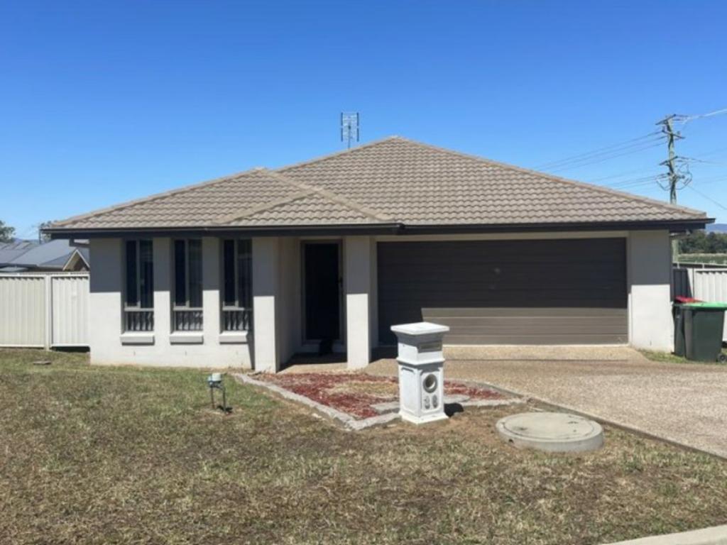 36 Tulipwood Cres, Oxley Vale, NSW 2340