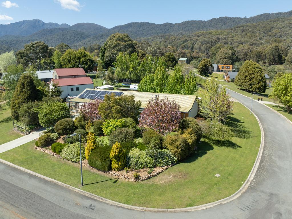 53 Alpine Ridge Dr, Merrijig, VIC 3723