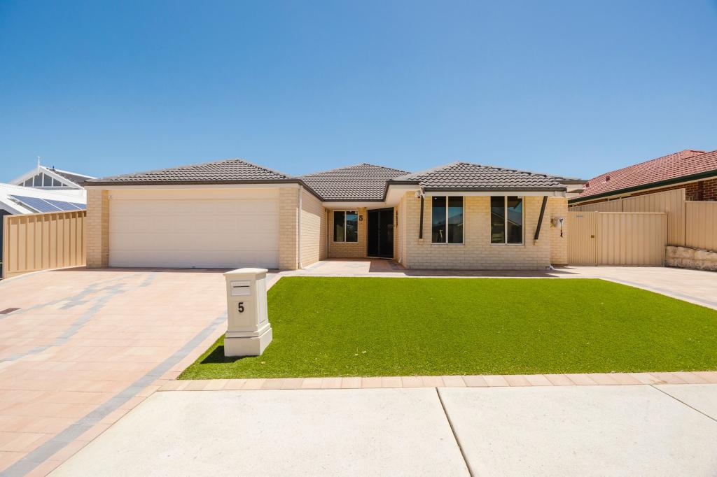 5 LAVENHAM ST, BUTLER, WA 6036