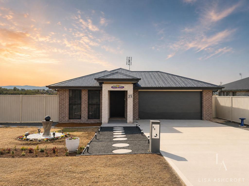 23 Robey Ave, Quirindi, NSW 2343