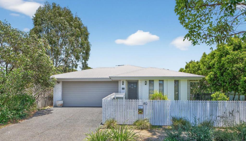 40 Feltham Cct, Burpengary East, QLD 4505