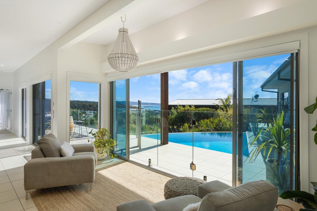 11 The Dress Circle, Tura Beach, NSW 2548