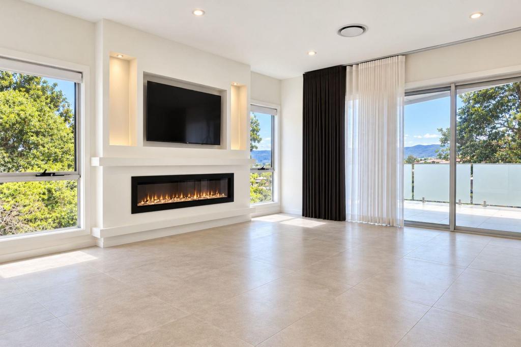 2/37 Whimbrel Ave, Lake Heights, NSW 2502