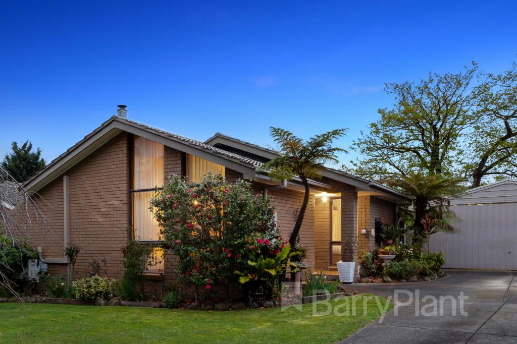 11 Summerhill Cl, Ferntree Gully, VIC 3156