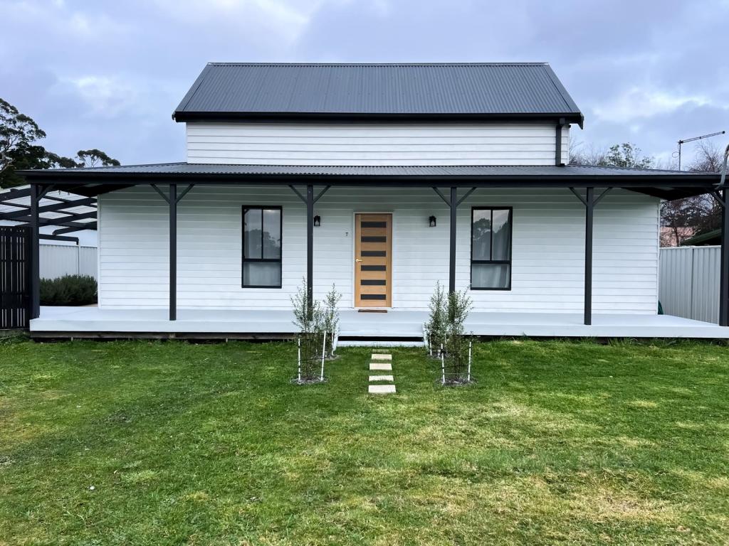 1/7 Meredith St, Strahan, TAS 7468