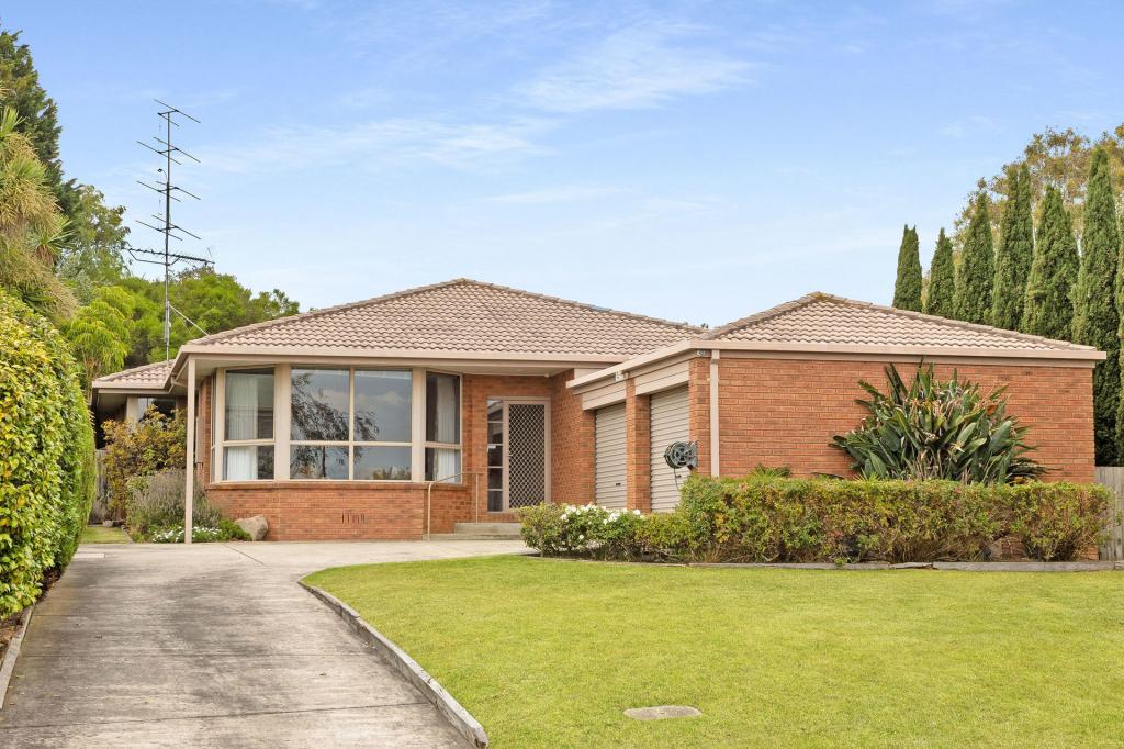 13 Coral Cl, Rosebud, VIC 3939