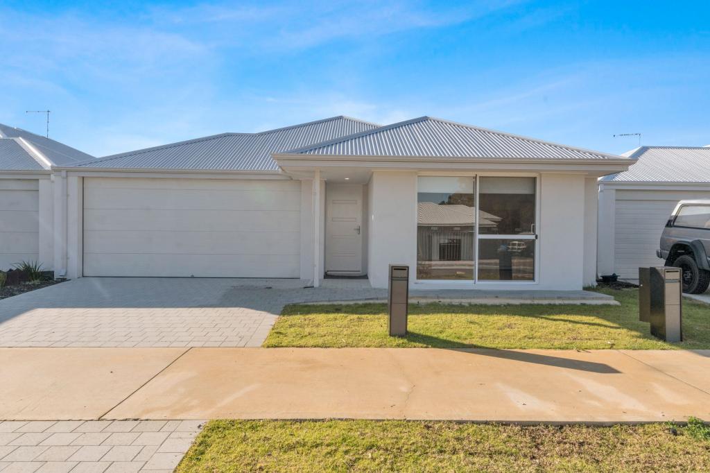 348 Lake Valley Dr, Lakelands, WA 6180