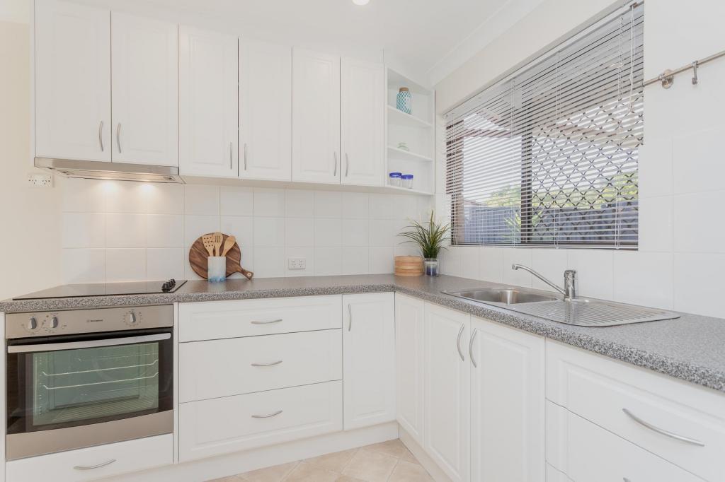 4/58 Saunders St, Como, WA 6152