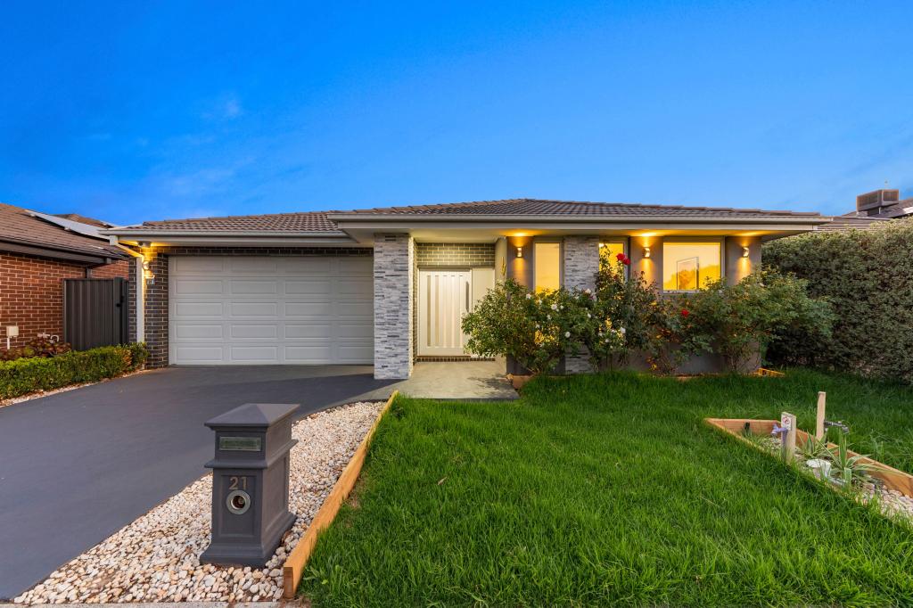21 Christopher Rd, Officer, VIC 3809
