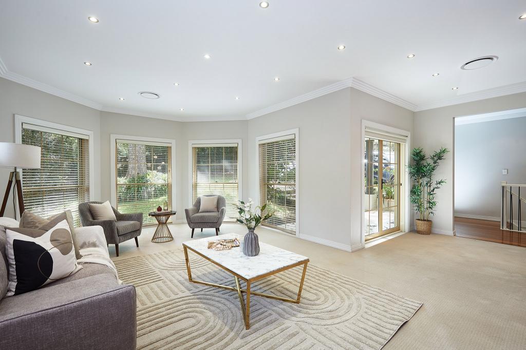 19b Manor Rd, Hornsby, NSW 2077