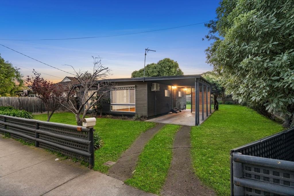 19 Sheepwash Rd, Barwon Heads, VIC 3227