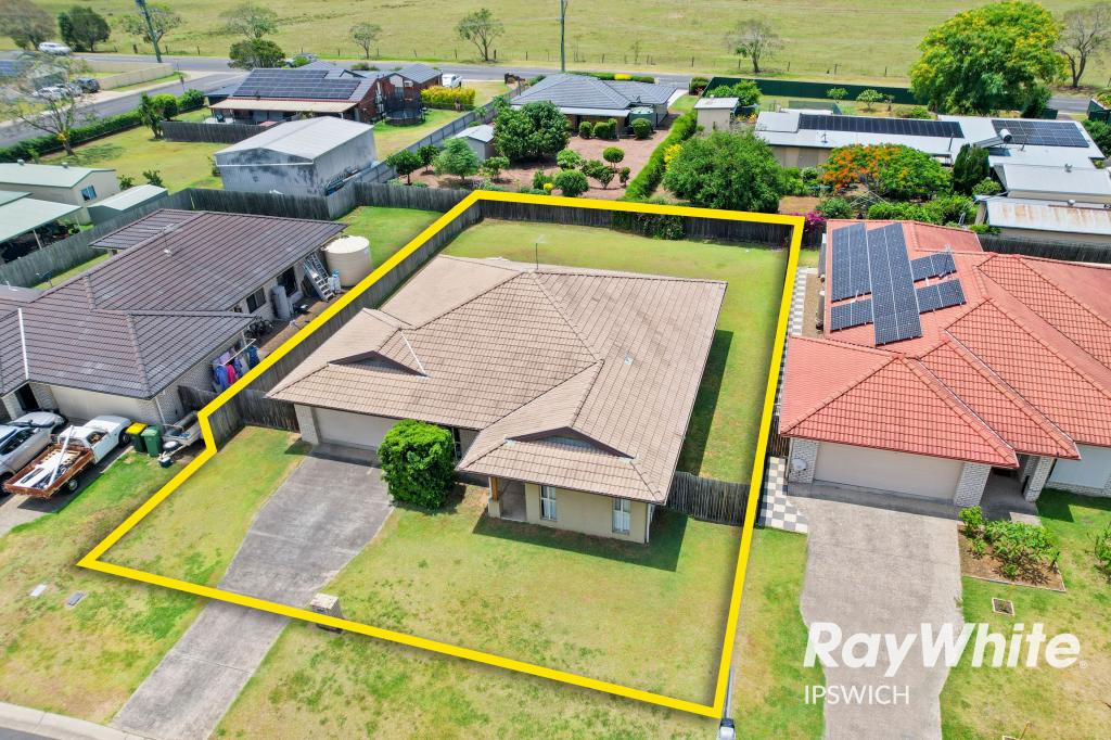 5 Walnut Cres, Lowood, QLD 4311