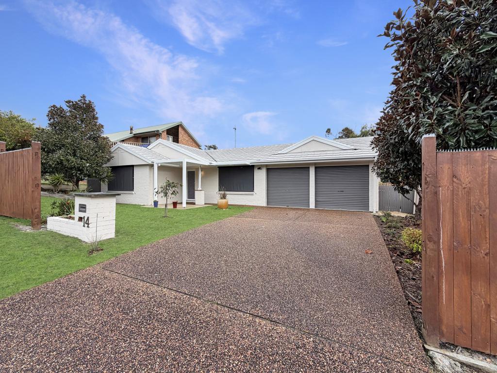 14 Hawkes Way, Boat Harbour, NSW 2316