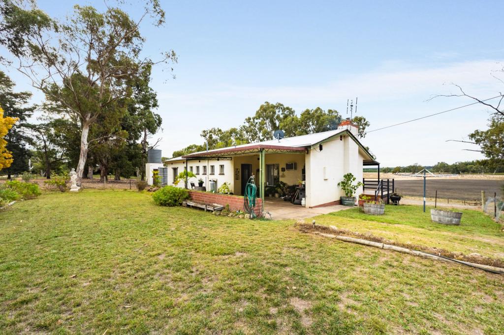 1242 Old Comaum Rd, Coonawarra, SA 5263