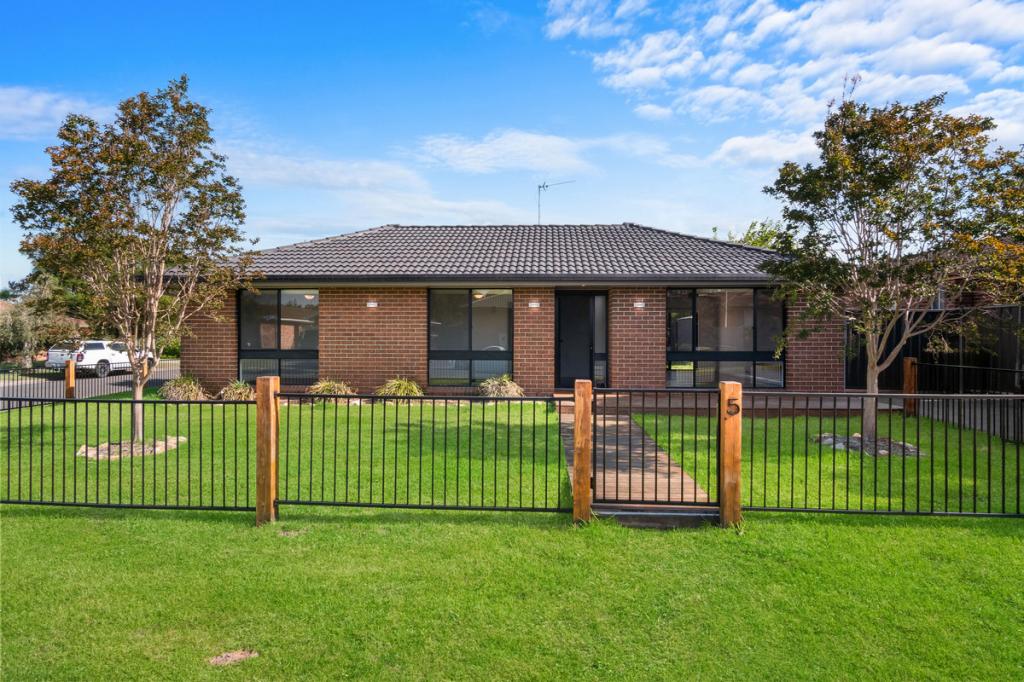 5 Neptune Cres, Bligh Park, NSW 2756