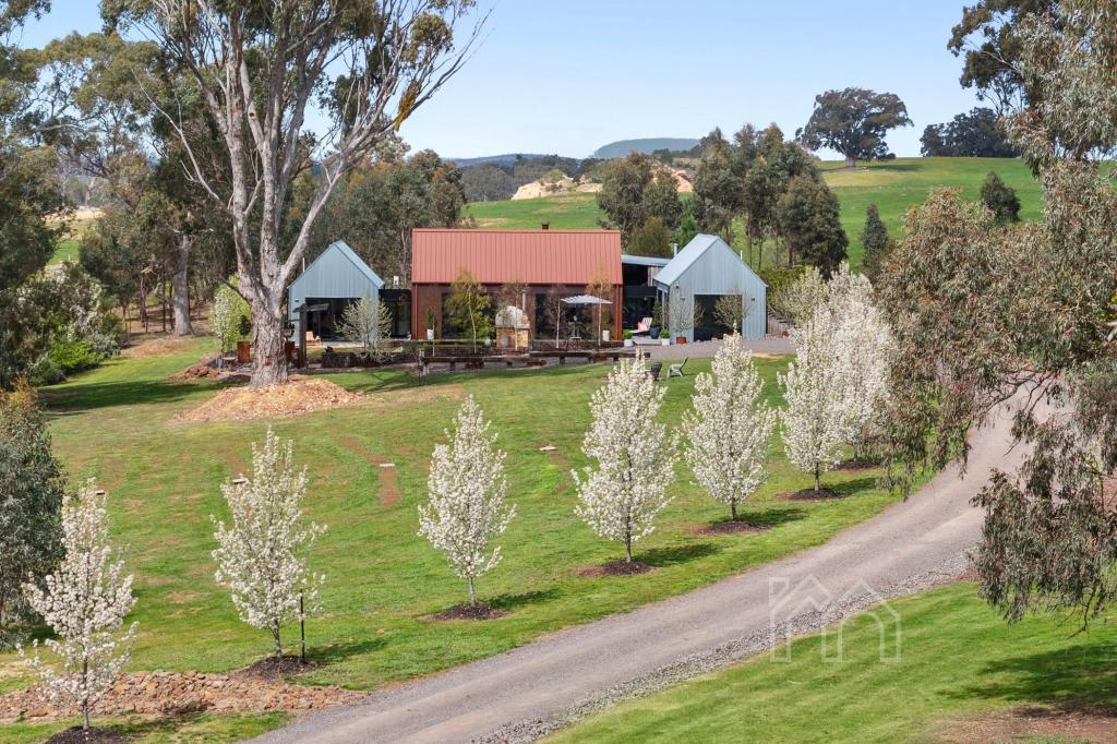 28 Yapeen School Lane, Yapeen, VIC 3451