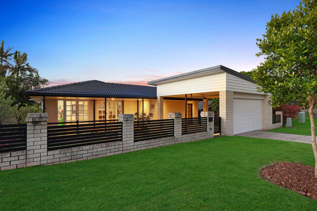 15 Zinnea St, Elanora, QLD 4221