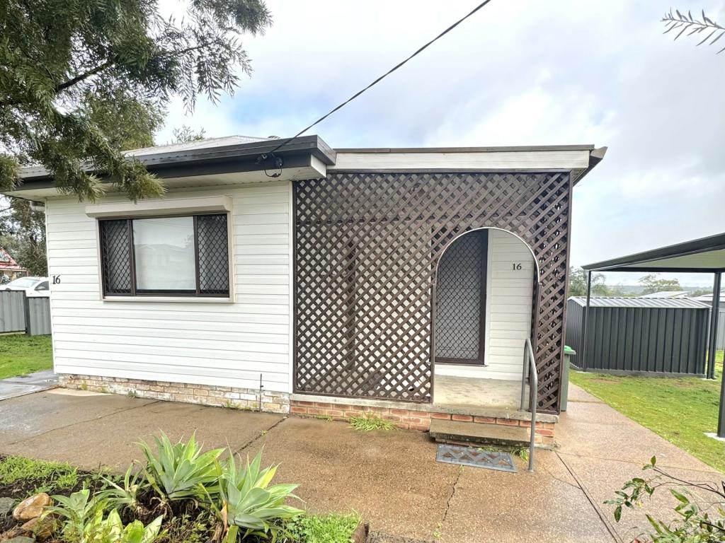 16 Little Park St, Greta, NSW 2334
