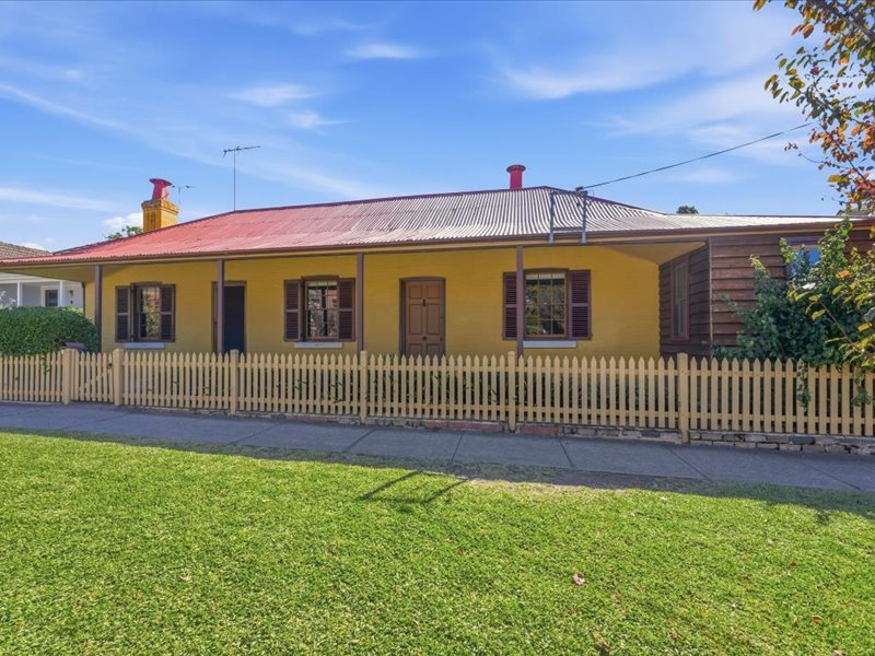 17 Mitchell St, Camden, NSW 2570