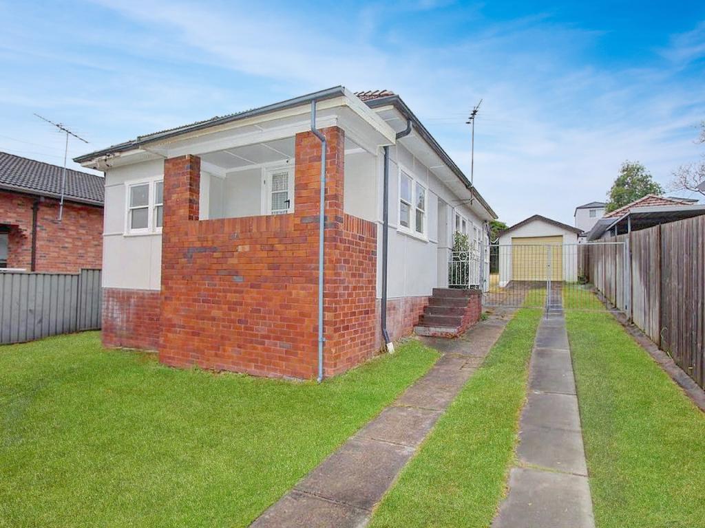 16 Robilliard St, Mays Hill, NSW 2145