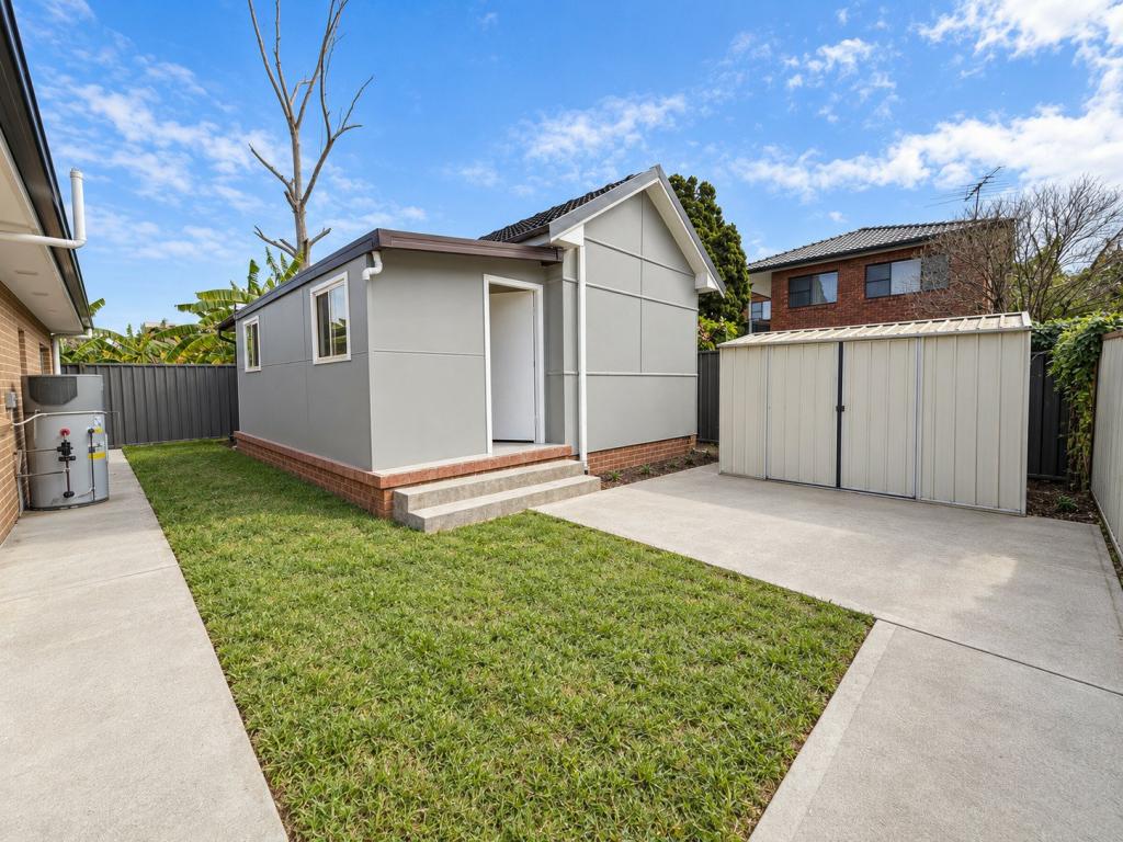 23B DERBY ST, CANLEY HEIGHTS, NSW 2166