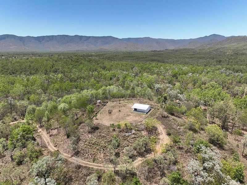 307 Bluewater Dr, Bluewater, QLD 4818