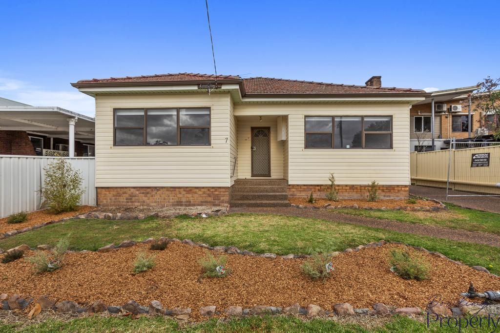 7 Milton St, Beresfield, NSW 2322