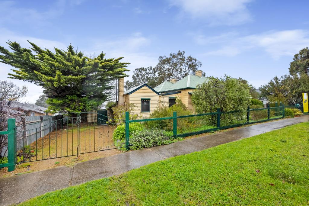 78 Queen St, Ararat, VIC 3377
