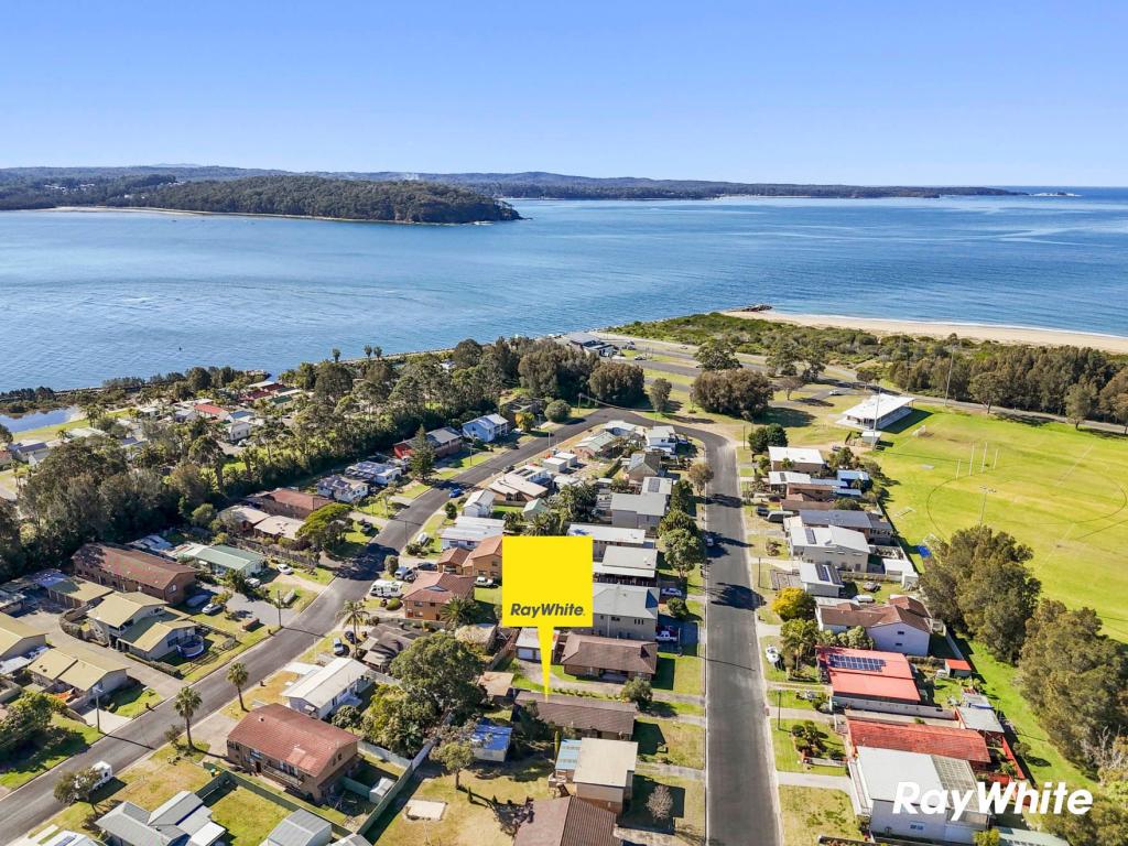 2/15 Catlin Ave, Batemans Bay, NSW 2536
