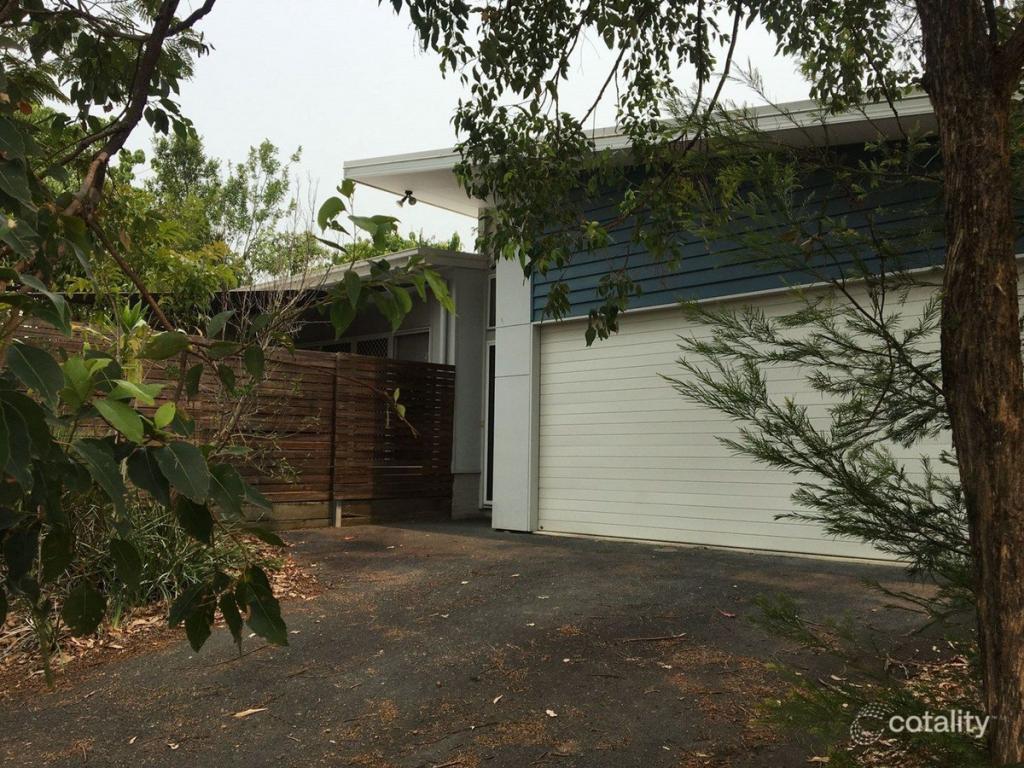 1 Hazelwood St, Shailer Park, QLD 4128