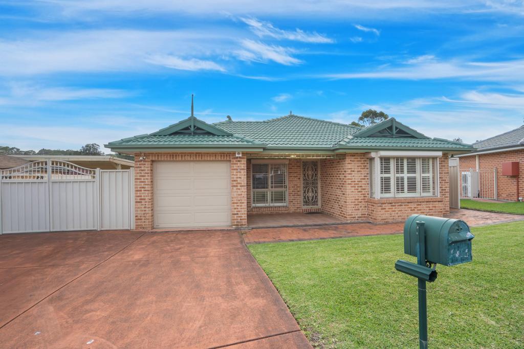 5 Angophora Cl, Mount Hutton, NSW 2290