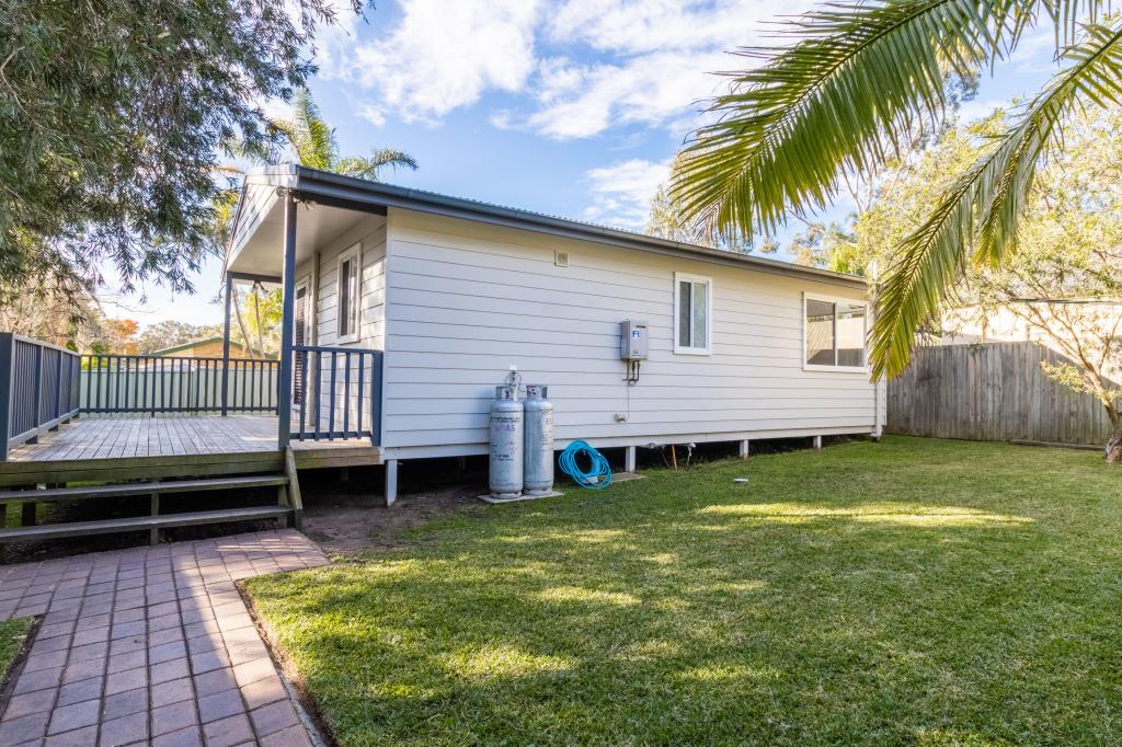 27a Inderan Ave, Lake Haven, NSW 2263