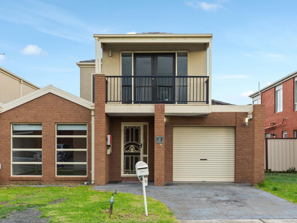 5 Manerlong Walk, Sydenham, VIC 3037