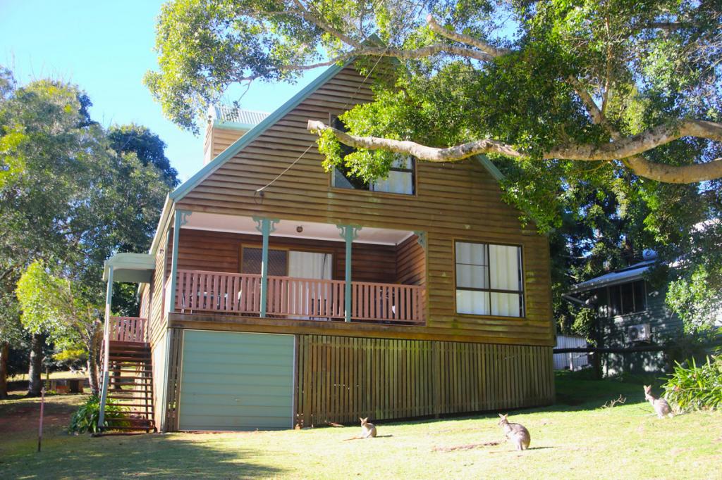 36 Bunya Ave, Bunya Mountains, QLD 4405