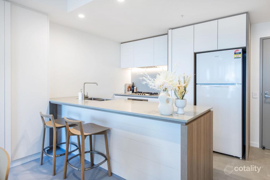 602/12 Philip Ave, Broadbeach, QLD 4218