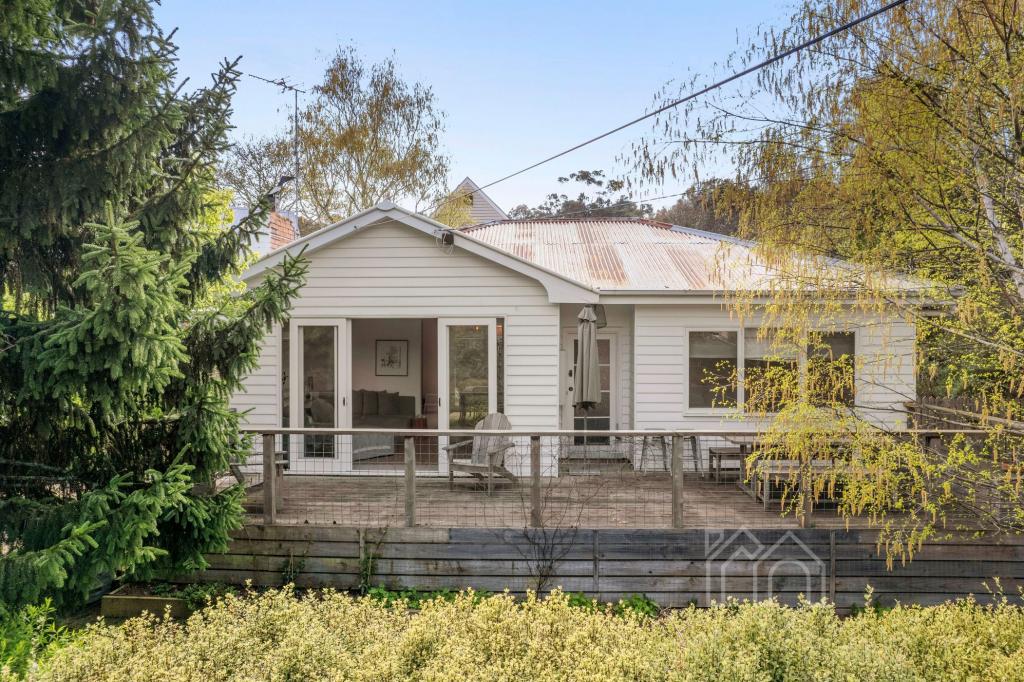 7 Lake Rd, Daylesford, VIC 3460