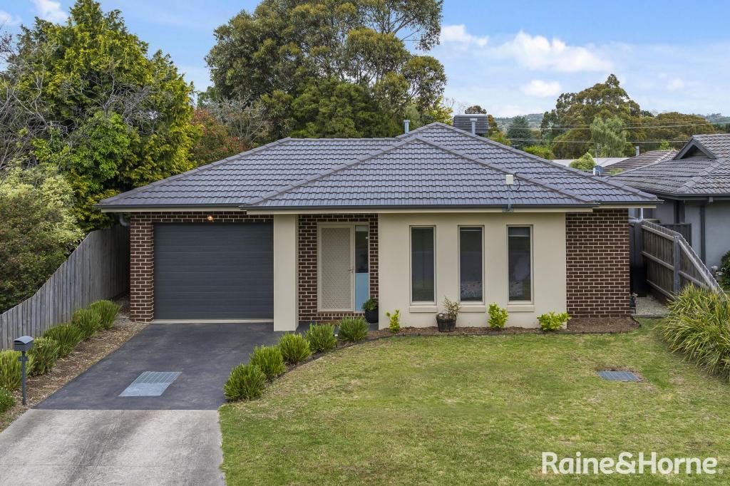 11 Railton Ct, Gisborne, VIC 3437