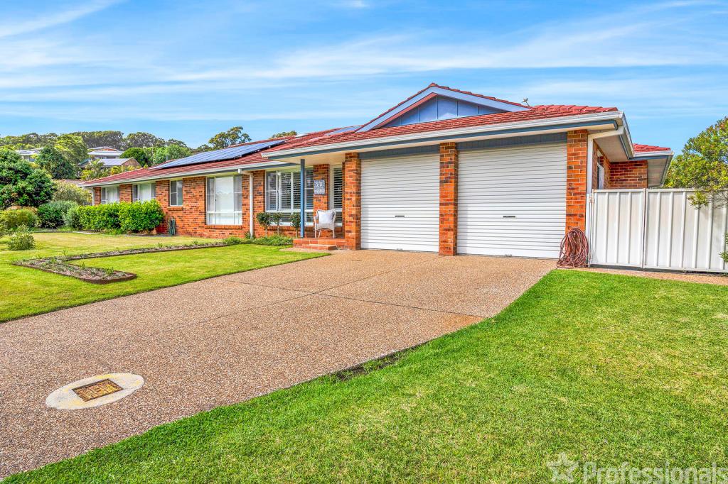 1/8 Hesper Dr, Forster, NSW 2428