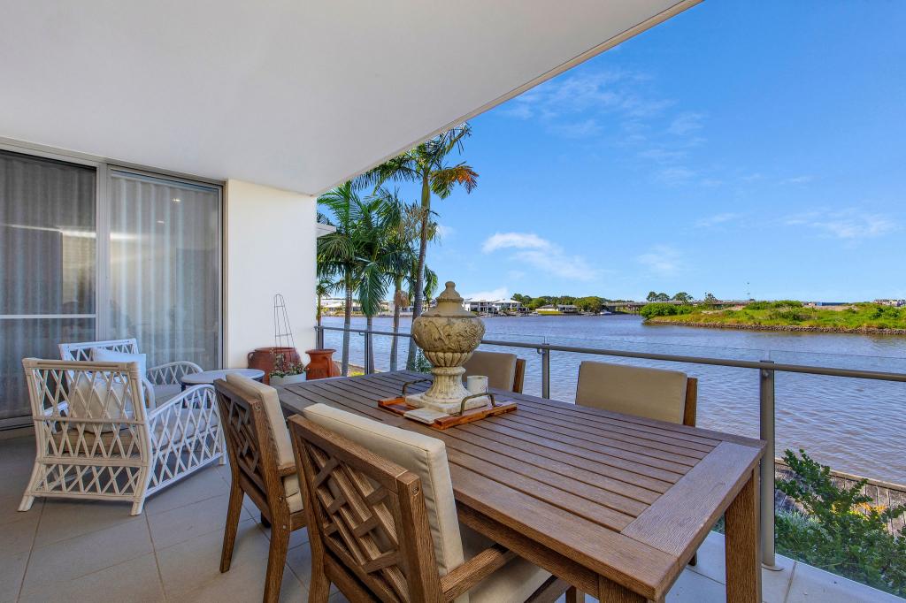 414/3 Pendraat Pde, Hope Island, QLD 4212