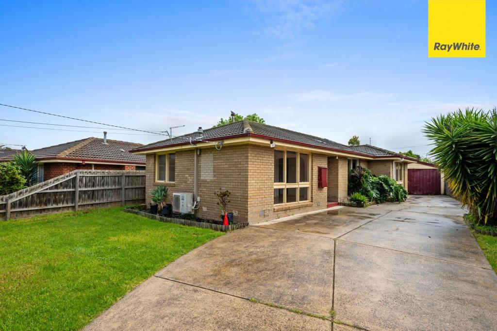 12 FALCON DR, MELTON, VIC 3337