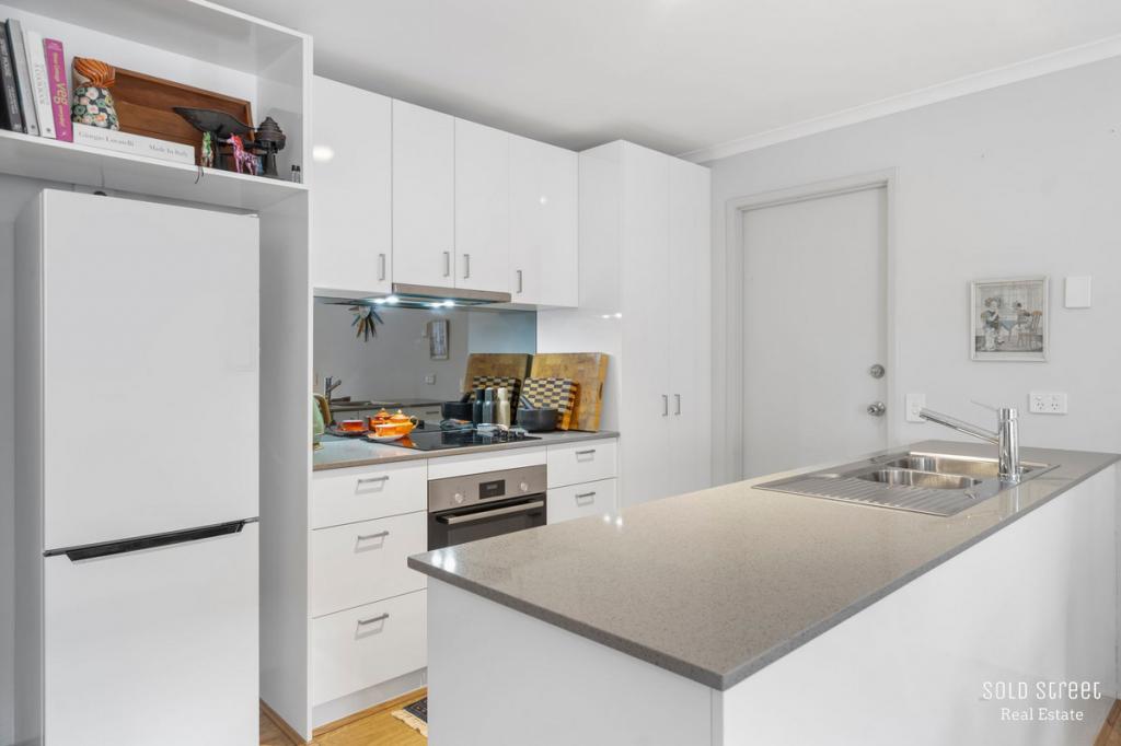 1/4 Goldwyn Way, Oxenford, QLD 4210