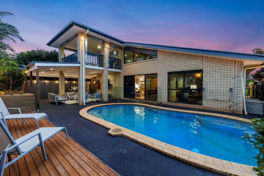 55 Spinnaker Cct, Redland Bay, QLD 4165