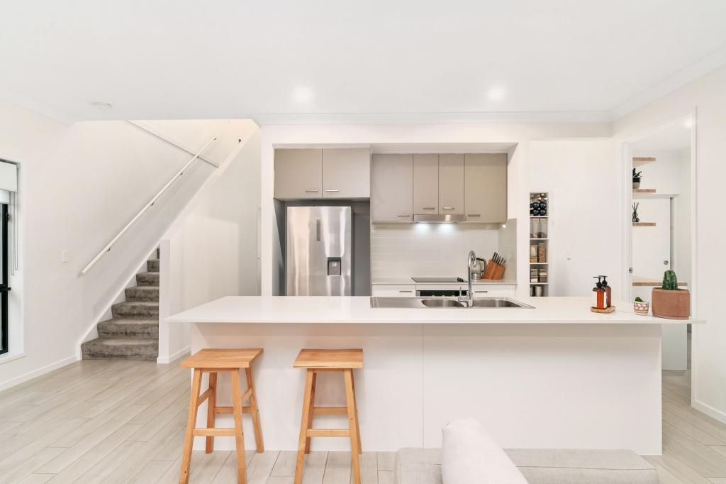 42 Delta St, Newport, QLD 4020