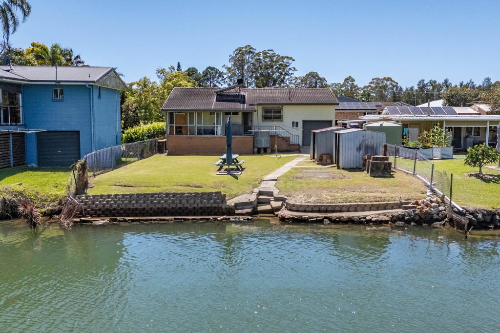 3 Marina Cres, Urunga, NSW 2455