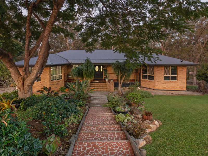 12 Tenville Ct, Deebing Heights, QLD 4306