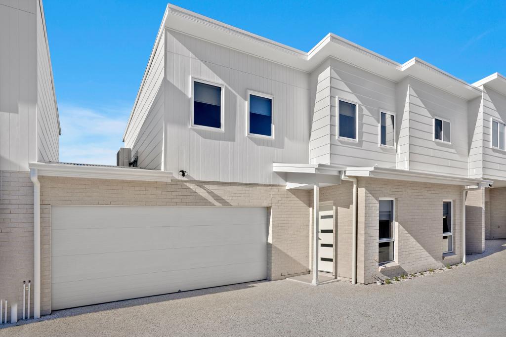 2/7 Hopetoun St, Oak Flats, NSW 2529